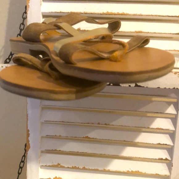 Gold, tan color(suede) sandal size 6 - Picture 4 of 9